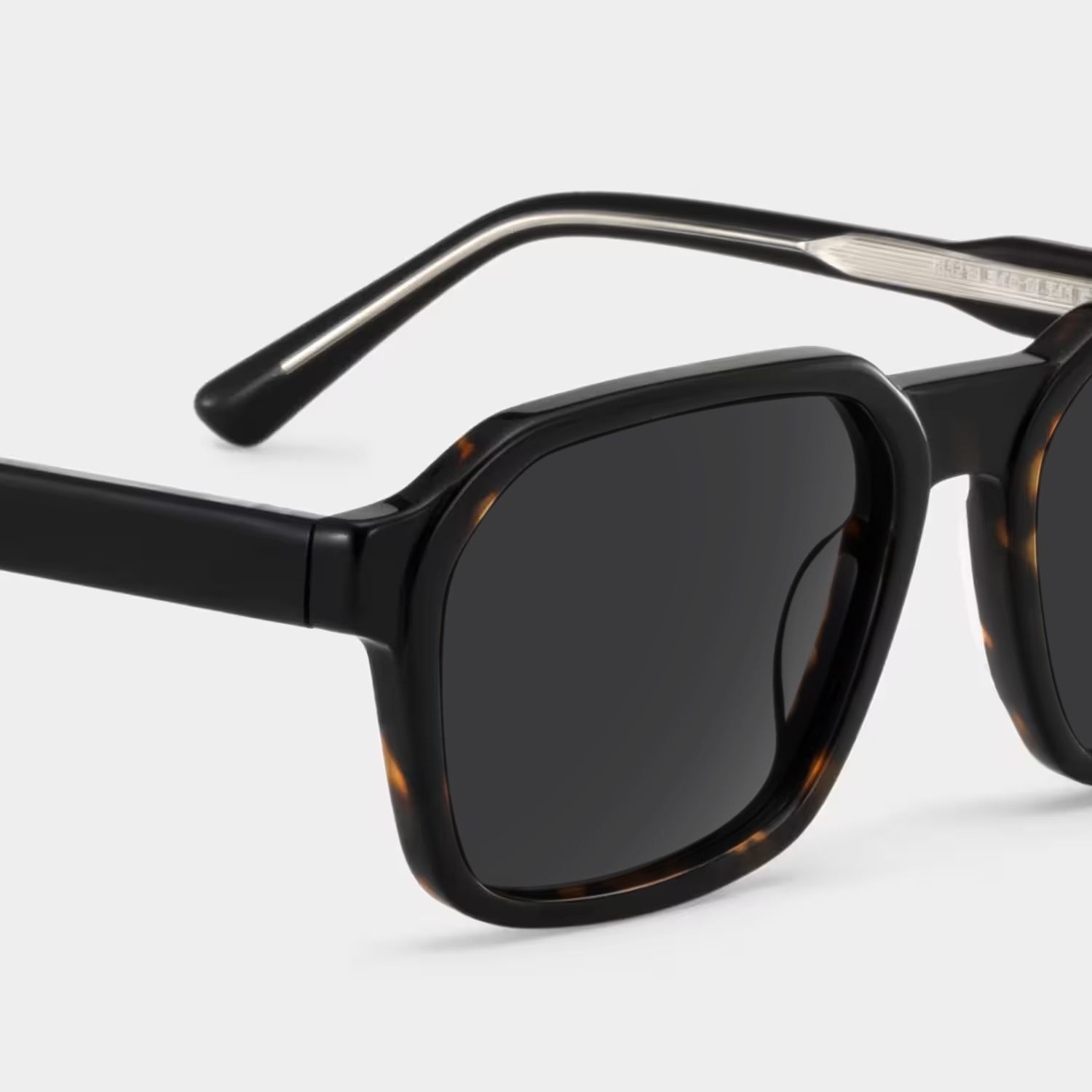 Arden Tortoise Rectangle Sunglasses to Frame Your Face | ZEELOOL4
