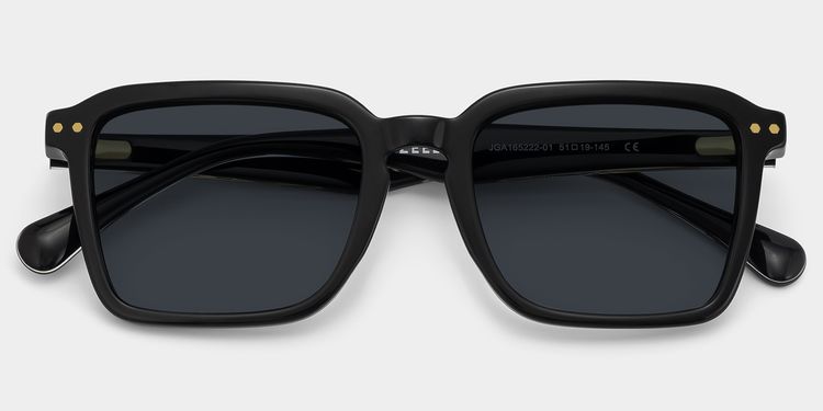 Vickerie Black Rectangle Sunglasses