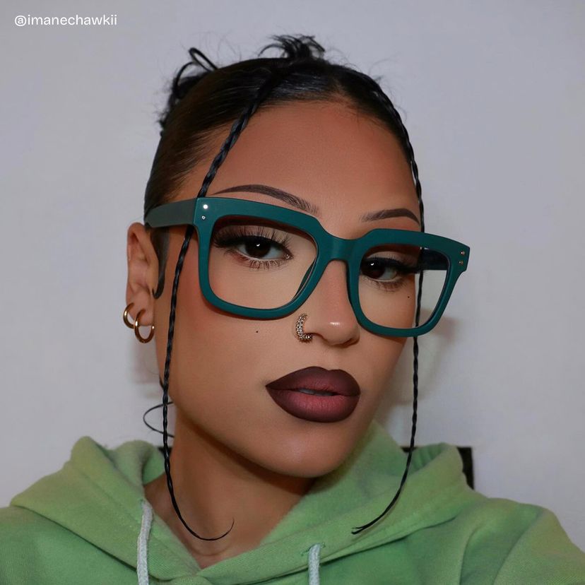 Liizbeett Green Square Glasses