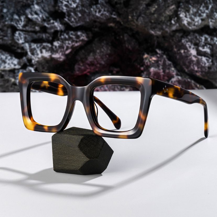 Goldring Tortoise Square Glasses