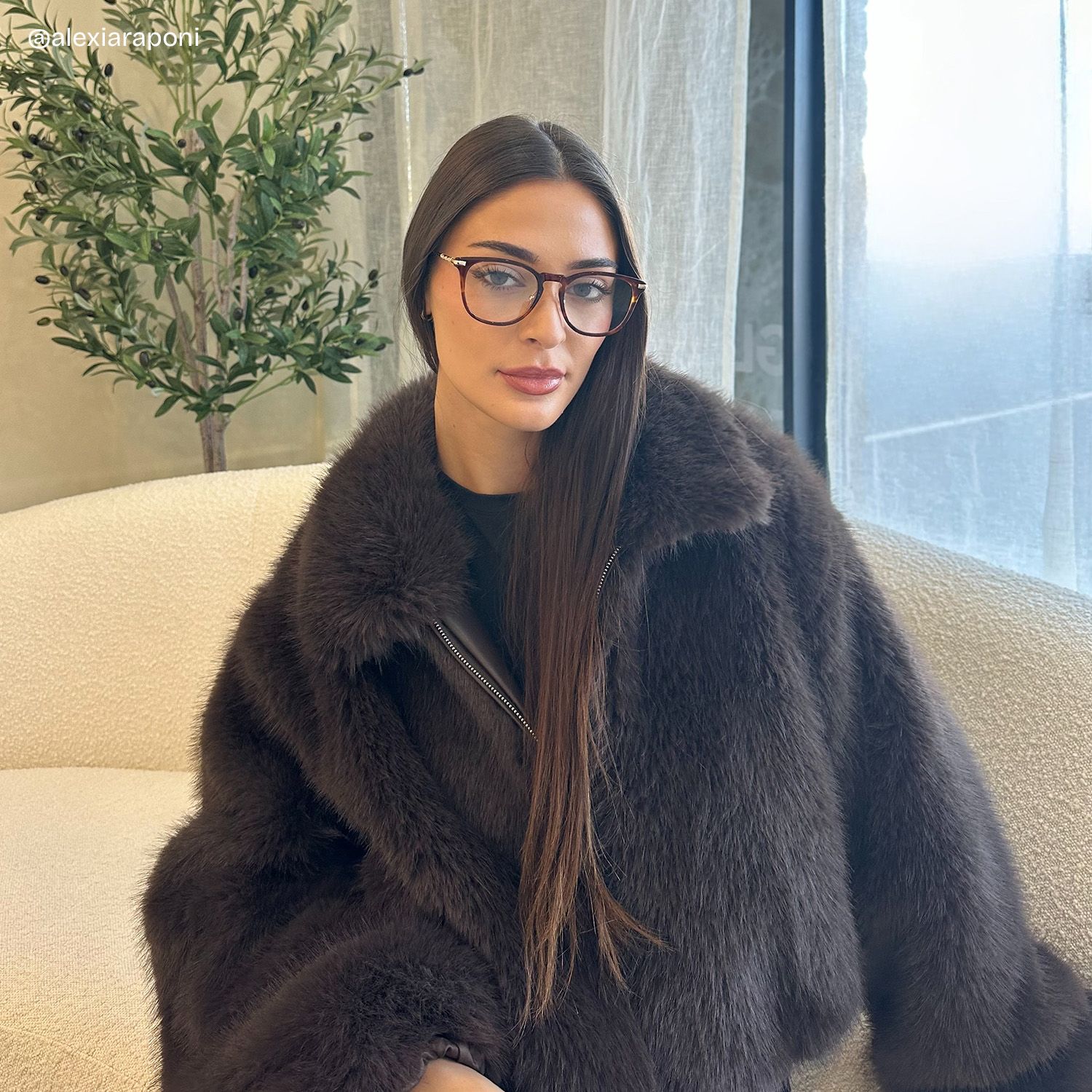 Laura Tortoise Frame Glasses with Square Frame Online | ZEELOOL6