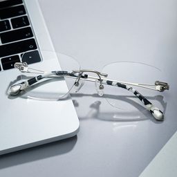 Seth Silver Rectangle Glasses2