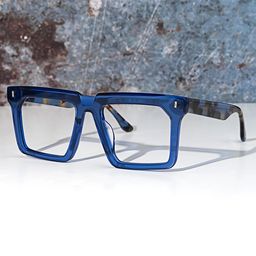 Moreland Blue Rectangle Glasses4