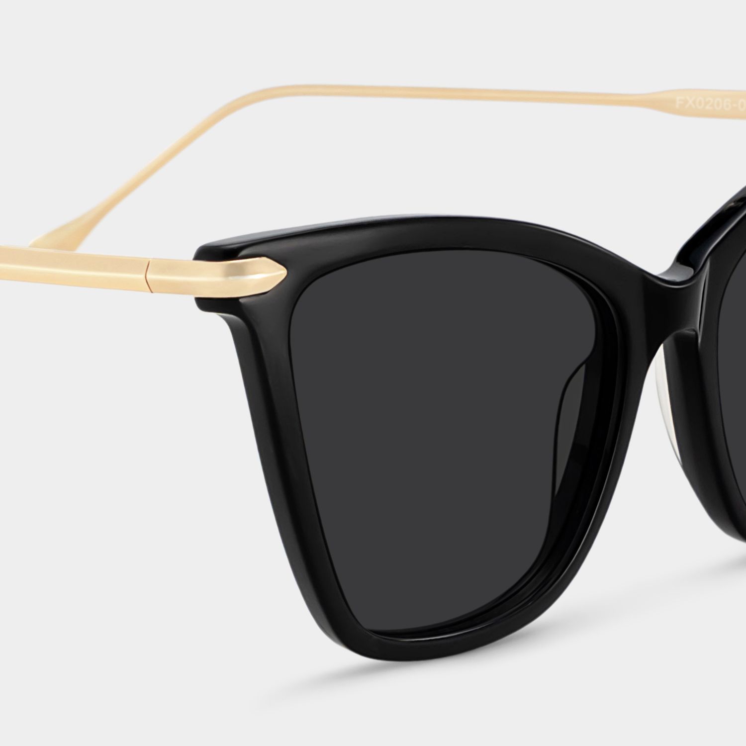 Hilary Black Butterfly Sunglasses to Frame Your Face | ZEELOOL4