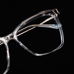 Krystle Clear Square Glasses1