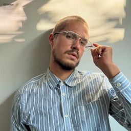 Calvin Silver Aviator Glasses6