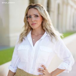 Krystle Clear Square Glasses8