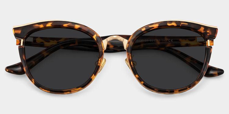 Laraine Tortoise Cat eye Sunglasses