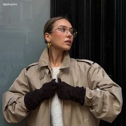 Emily Light Gold Aviator Glasses7