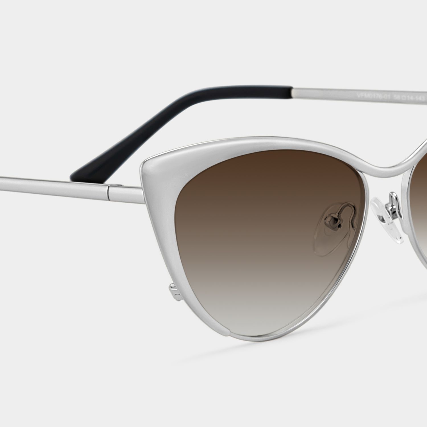 Ellen Metal Silver Frame Sunglasses | ZEELOOL4