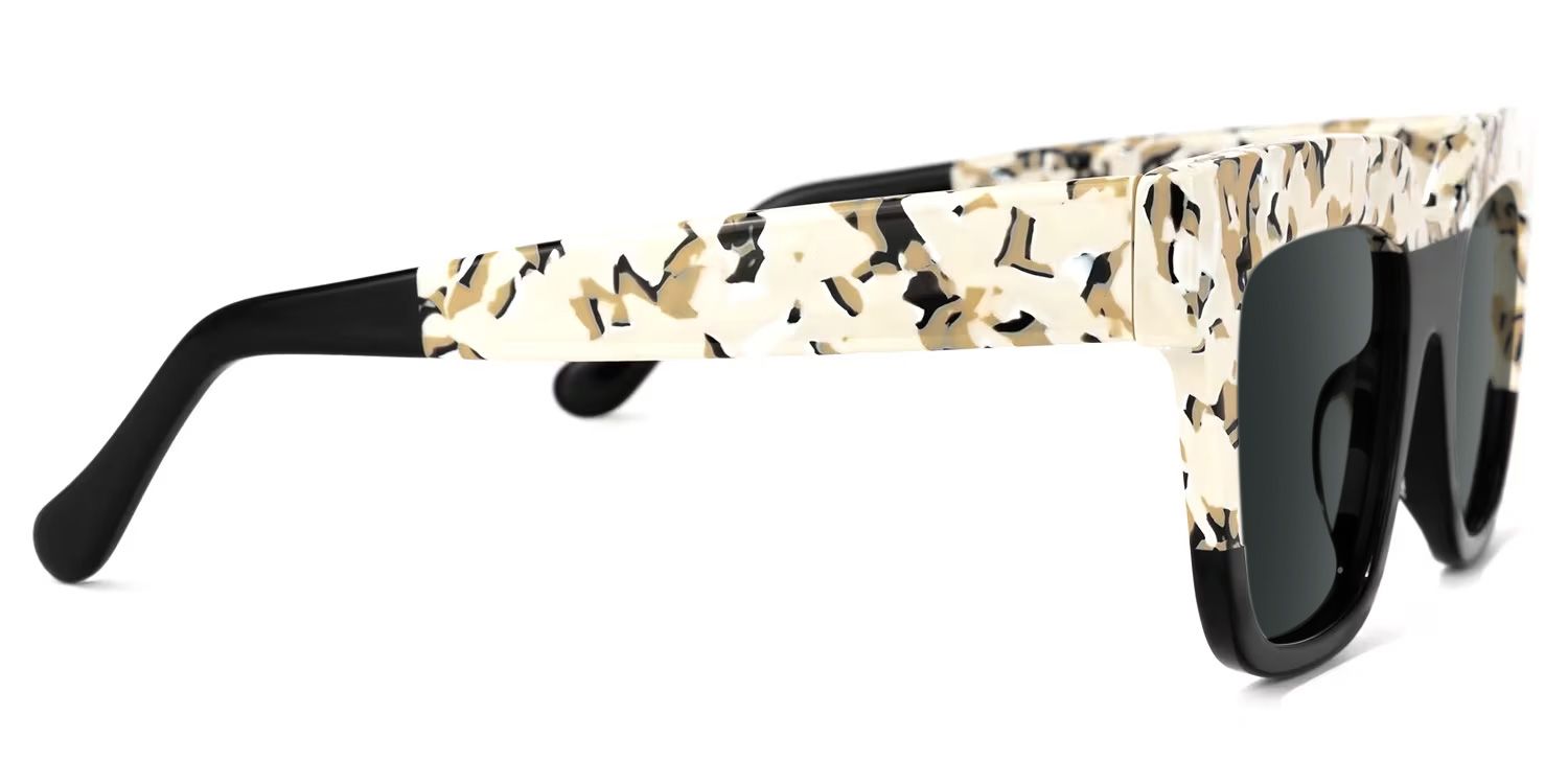 Carolann Black Square Sunglasses to Frame Your Face | ZEELOOL2