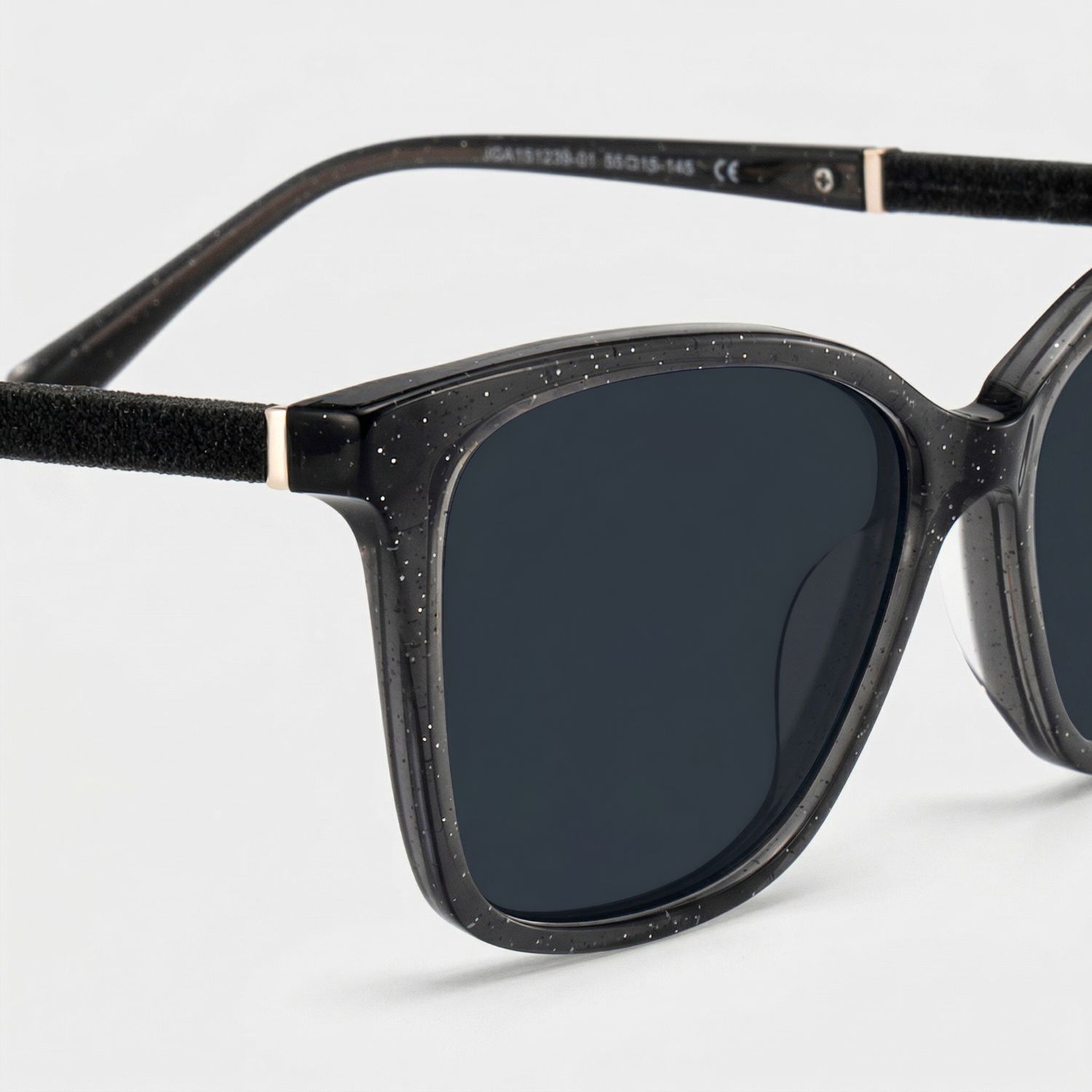 Finnian Acetate Black Butterfly Frame Sunglasses | ZEELOOL4
