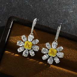 Stylish Heart Shape Gold Earrings1