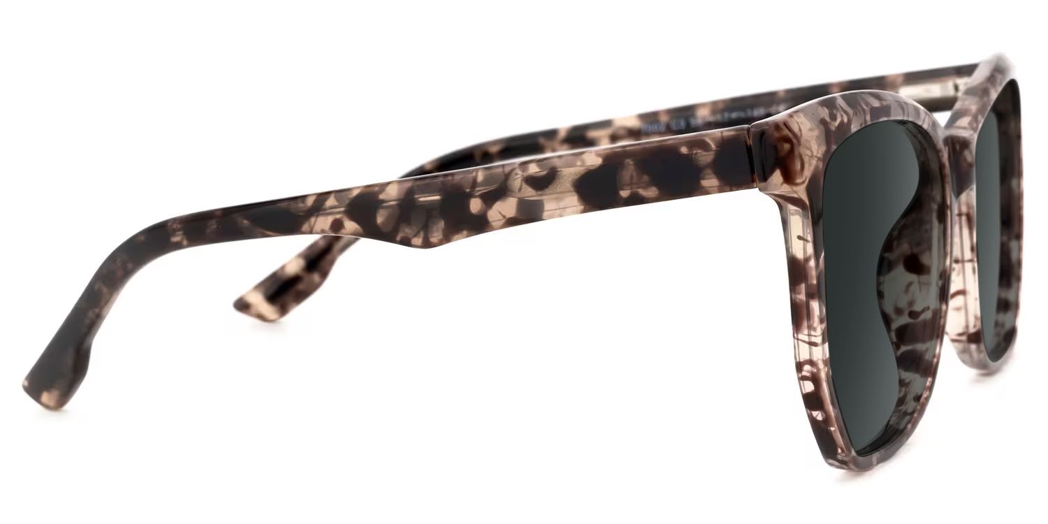 Libby Tortoise Geometric Sunglasses to Frame Your Face | ZEELOOL2