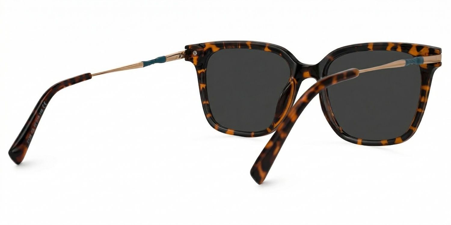 Jacqui Rectangle Style Tortoise Frame Sunglasses | ZEELOOL3
