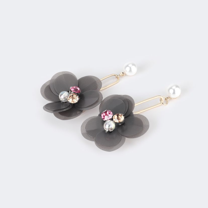 Vintage Petal Shaped Gray Earrings Vintage Petal S