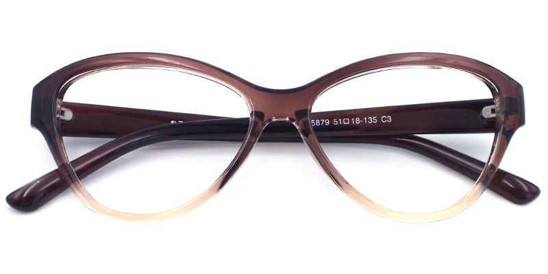 Barbara Windsor Cat Eye Eyewear1