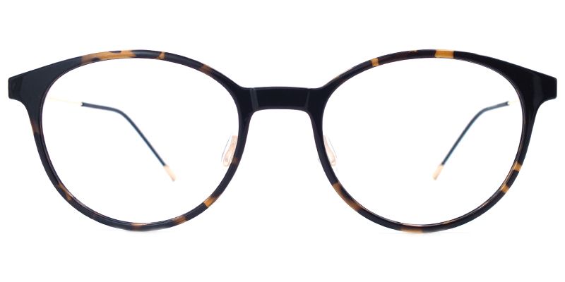 Lisa Loeb Cat Eye Glasses0