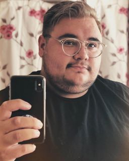 Glasses fit perfectly and have a great price value!0