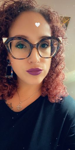 These are just so fashionable and definitely makes a statement. Very t0