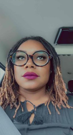 Chavis is my boo!! I’m getting Harry Potter Vibes when wearing!! 0