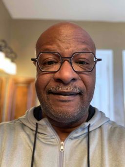 I ordered black frames but what I received is not black. however, I’m 0