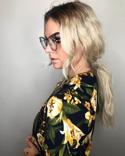 Style-wise, they look great, make me look stylish and people complimen1